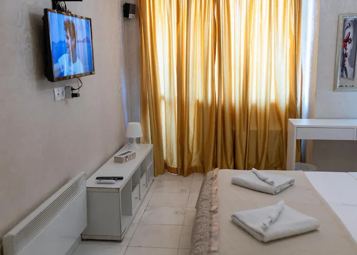 ホームステイ Megy's 3rd *